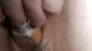 Brunette گیندوں masseurs کے لنڈ orgasm تک