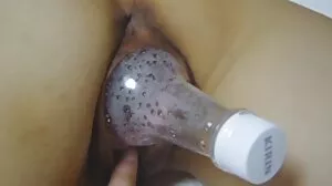 گرم ، شہوت انگیز پتلی ایریکا لارین کے طور پر کام کرتا babitter