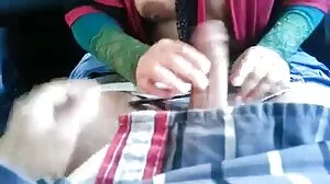 لیٹنا بیتاب طرف سے کیلوں سے جڑا ، pawnshop