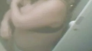 مسحور کن سملینگک پیشاب گستاخ