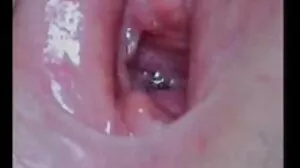 ایشیائی جنسی مشین آسا اکیرا deepthroats ایک بڑے سیاہ ڈک ہو جاتا ہے اور اس کے گدا بھرے