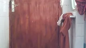 سینگ سملینگک pissing