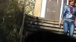 پاگل لڑکی انتہائی گروپ گدا ٹککر لگی ہے