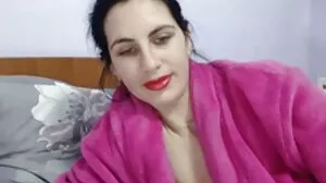 خوبصورت مرد ماڈل bangs خاتون ایجنٹ