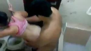 گرم ، شہوت انگیز ہجڑا doggst