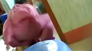 لڑکی کے والد اتحادی پہلی بار کے لئے Cospla کویںس